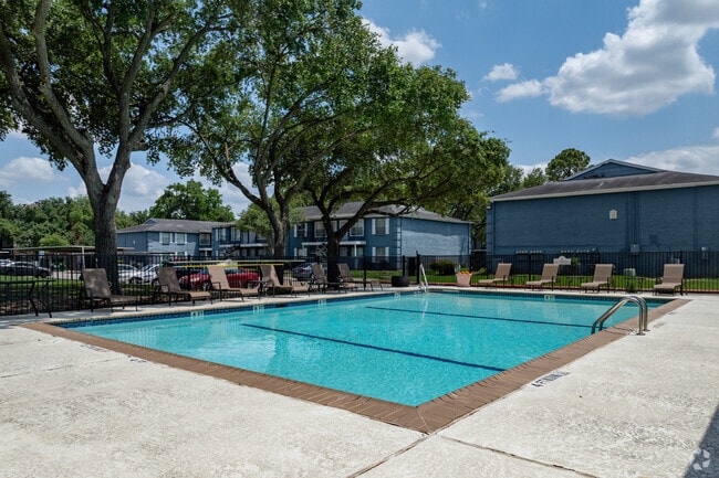 Pool - Grand at Westchase