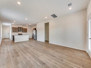 Building Photo - 549 Minnie Ln