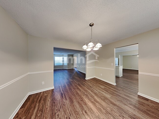 Building Photo - 4445 Tuckahoe Ct