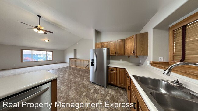 Foto del edificio - 4 br, 2 bath House - 716 N Shepherd Ave