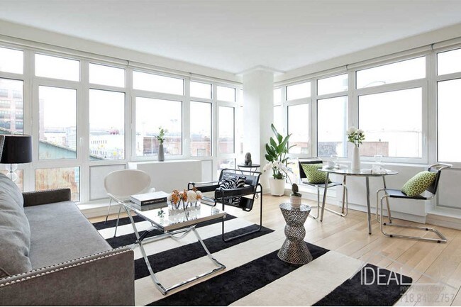 Building Photo - 2 bedroom in Brooklyn NY 11211