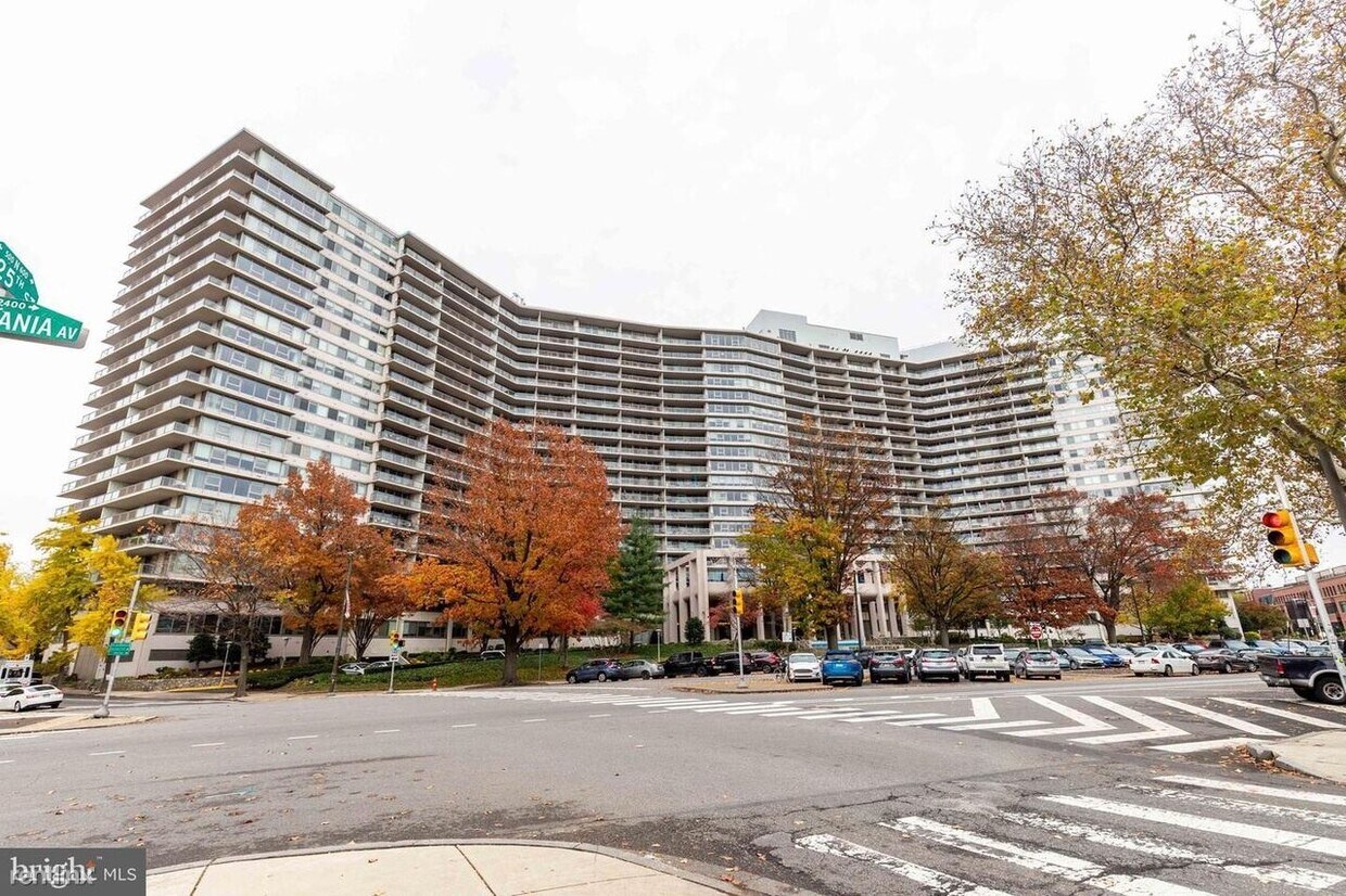 2401 Pennsylvania Ave Unit Apt 17B31, Philadelphia, PA 19130 Condo