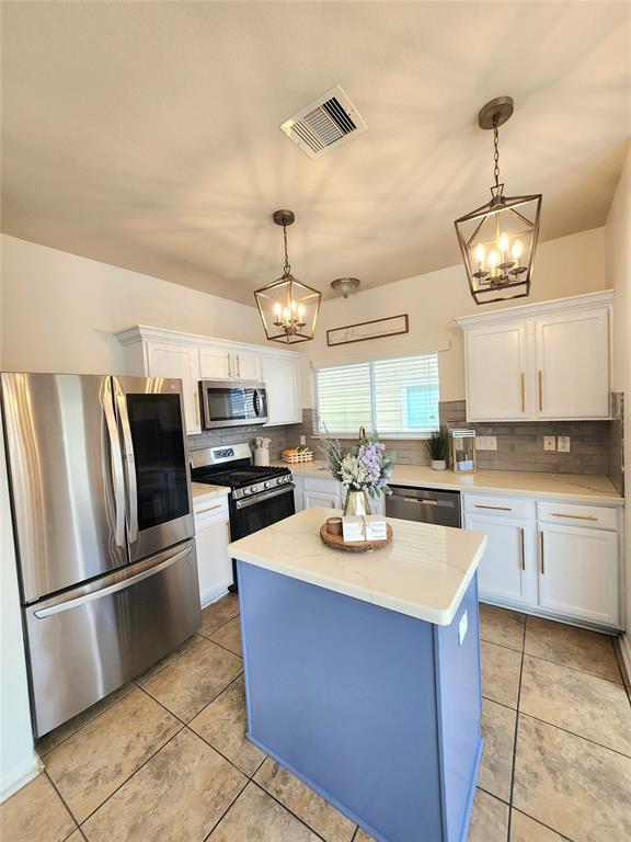 Building Photo - 11738 Jelicoe Dr