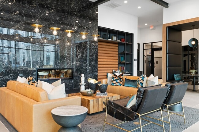 Foto del edificio - Solstice at Eastland Yards