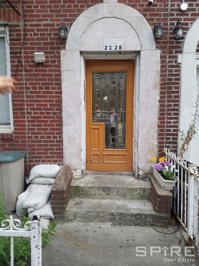 Foto del edificio - 2328 28th Ave