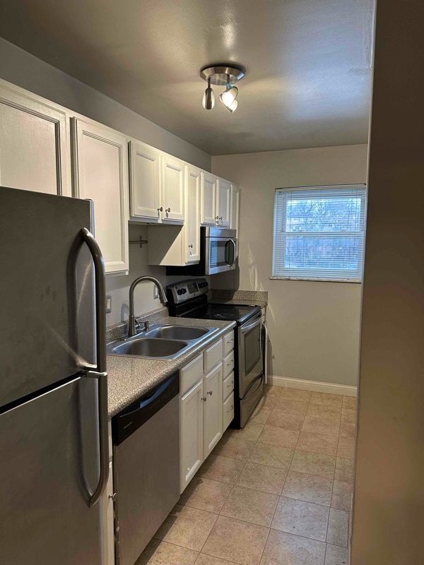 Photo - 2270 Madison Rd Apartment