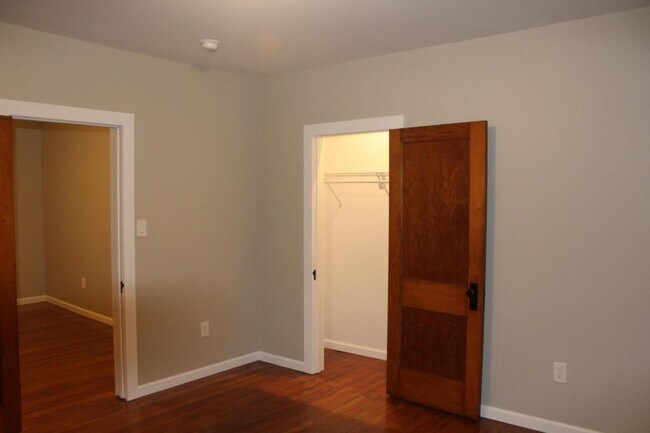 Foto del edificio - 1349 St. Ann's Street Unit 1