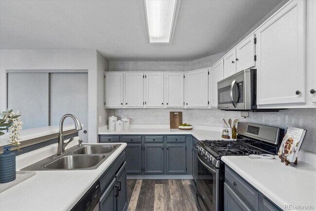 Foto del edificio - 5247 E Hamilton Ave