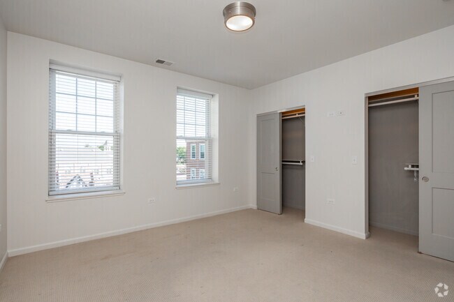 2HAB, 2BA - 1.323SF - Eleven 5 Lake