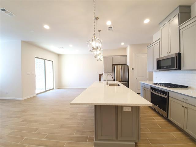 Building Photo - 8238 Primrose Wy