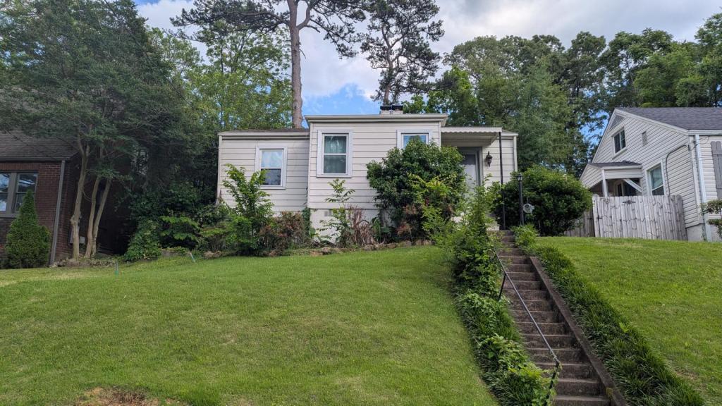 Primary Photo - 4785 7th Ct S