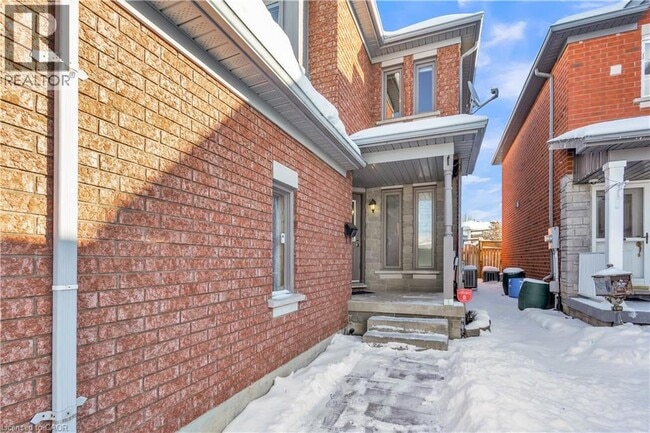 Building Photo - 23 Stonecairn Dr