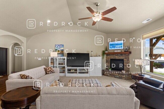 Building Photo - 9508 N Awbrey Ct