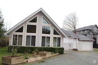 Building Photo - 1591 BC-9