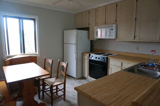 Foto del edificio - Ocean Front! Every day is a great day at the beach!!