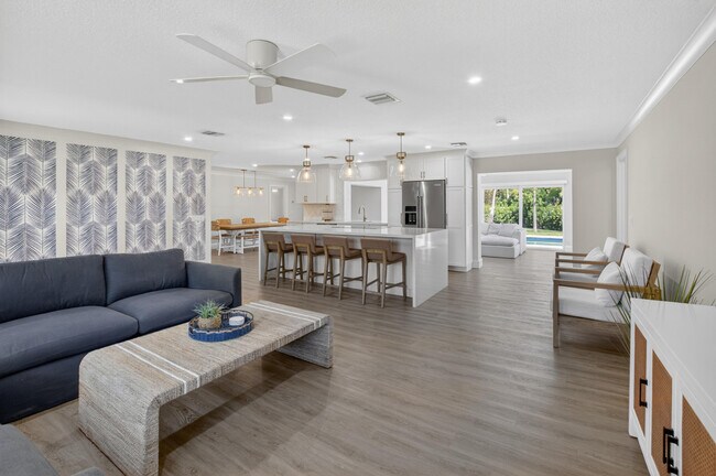 Foto del edificio - 135 SE 28th Ct