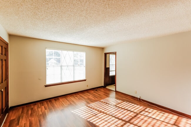 Foto del edificio - 1025 Minor Dr