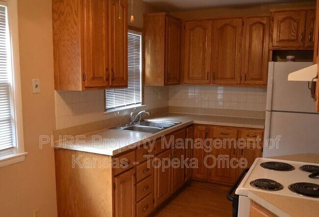 Foto del edificio - 2004 SW Moundview Dr