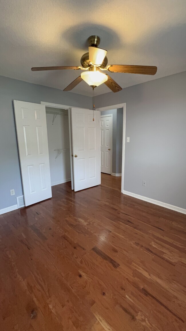 Building Photo - 9241 Speerberry Ln