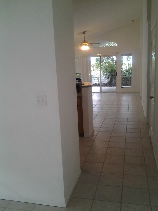 Building Photo - 75-234 Nani Kailua Dr