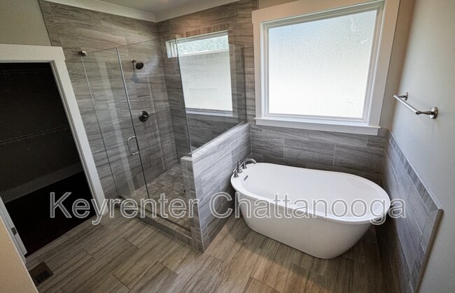 Foto del edificio - 2338 Large Oak Dr