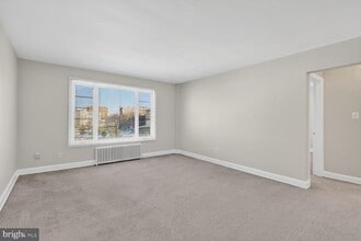 Building Photo - 1410 N Quinn St