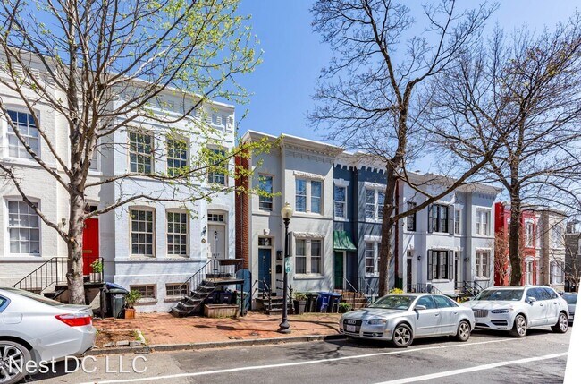 Building Photo - 3 br, 2 bath House - 1625 33rd St NW