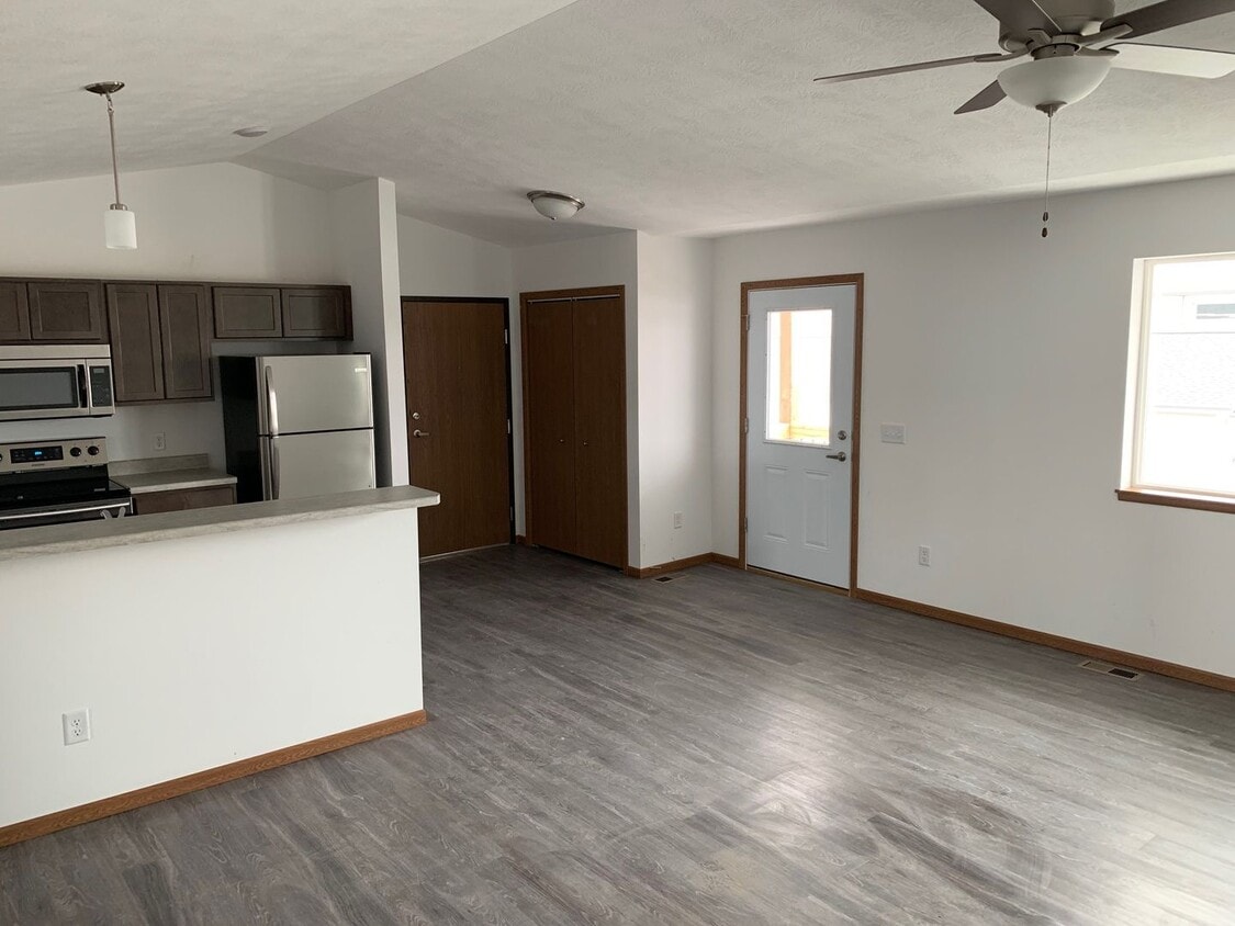 Primary Photo - Welcome to Lipton Apartments – Your New Ho...