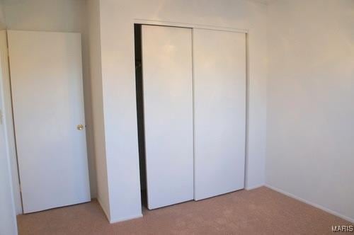 Building Photo - 715 White Oak Dr