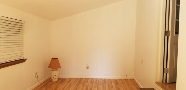 Foto del edificio - 3 br, 2 bath House - 1506 Canyon St