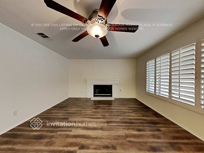 Building Photo - 740 Spruce Tree Cir