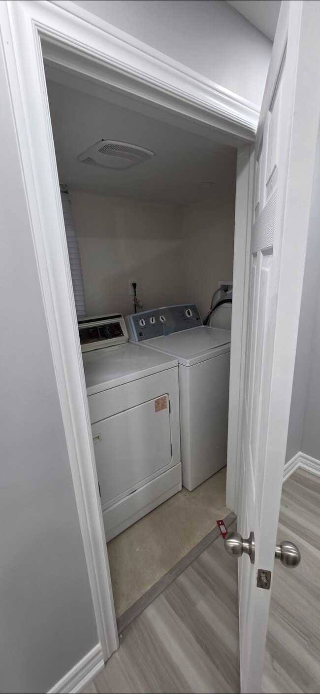 Building Photo - 119 Burrows Hall Blvd