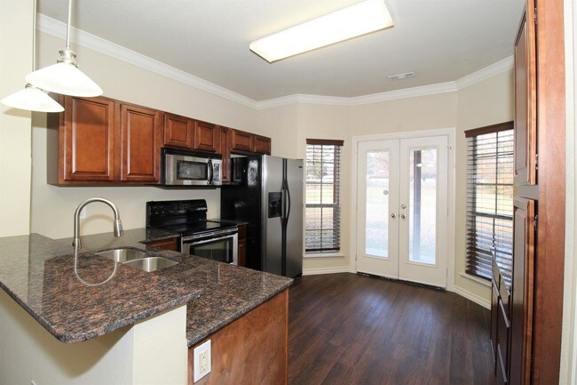 Foto del edificio - 2556 E Turtle Creek Dr
