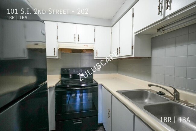 Foto del edificio - 101 SE 2nd St