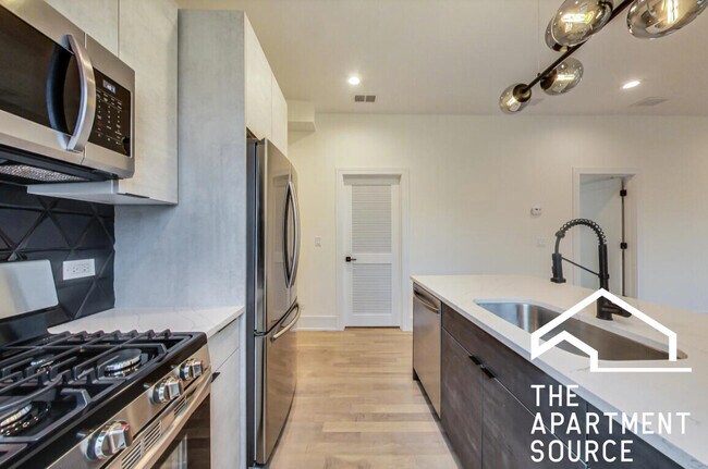 Foto del edificio - 2551 W Hirsch St
