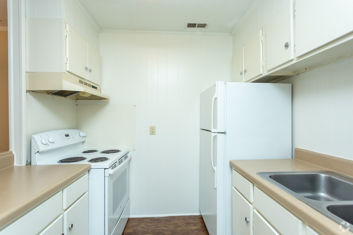 Branson Creek Commons - 301 Barcelona Dr Fayetteville, NC - Apartments for  Rent in Fayetteville | Apartments.com