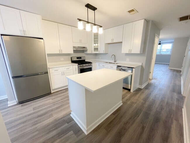 Foto del edificio - 2928 N Ridgeway Ave