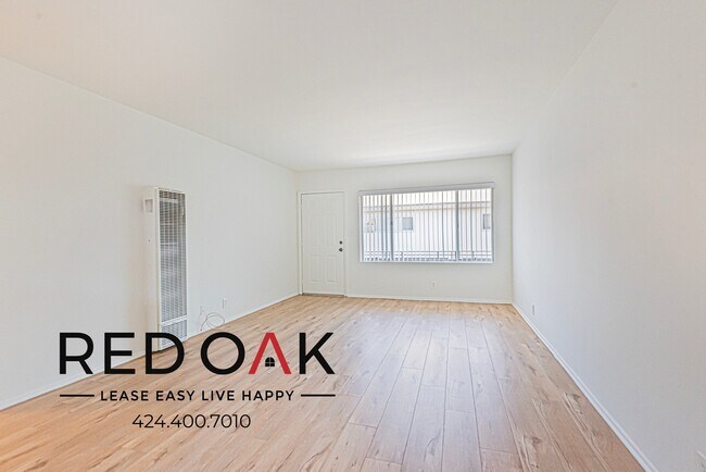 Foto del edificio - 6045 Whitsett Ave