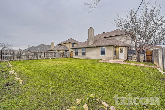 Foto del edificio - 12713 Carpenter Ln