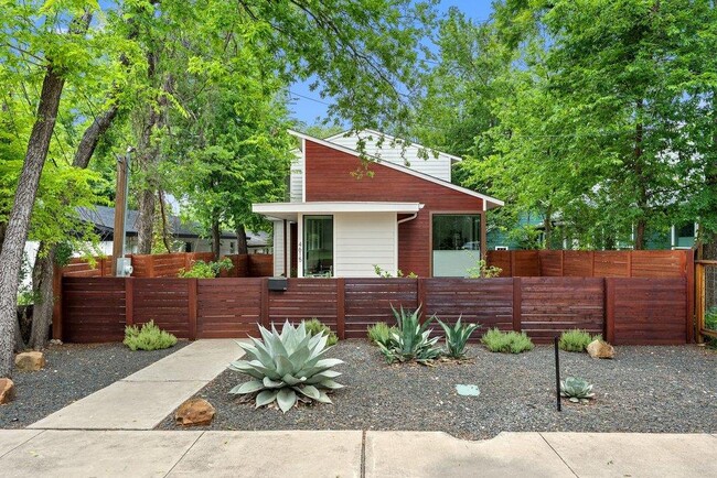 Building Photo - 4615 Depew Ave