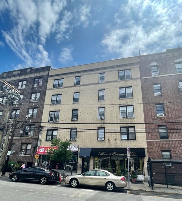 Primary Photo - 6404 Park Ave