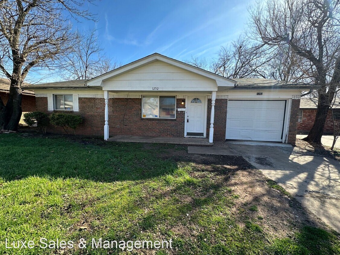 Primary Photo - 3 br, 1 bath House - 1252 NW 101st Street
