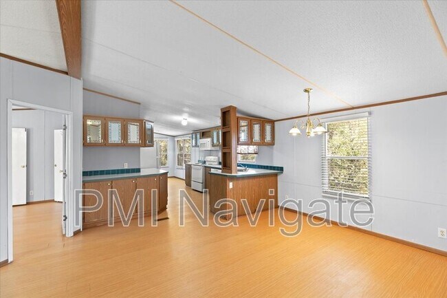 Foto del edificio - 328 Loving Path