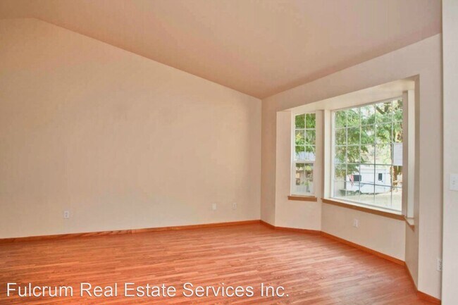 Foto del edificio - 3 br, 2.5 bath House - 7909 Incline Dr SE