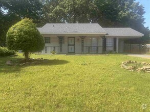 Building Photo - 4845 Ortie Dr