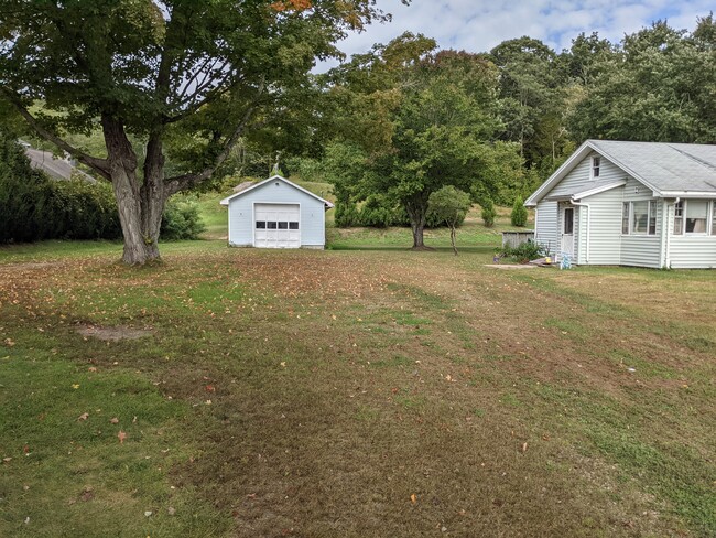 Building Photo - 162 Westbrook Rd