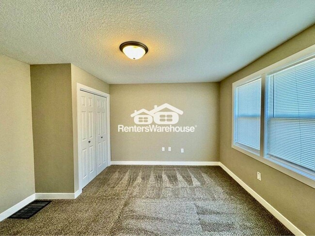 Foto del edificio - 1138 E 8th St