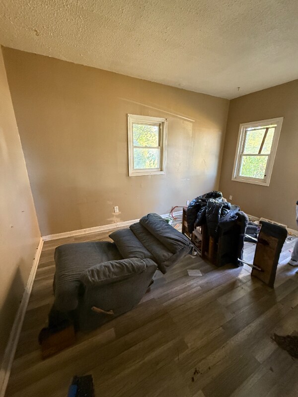 Foto del edificio - 1779 E Hickory St