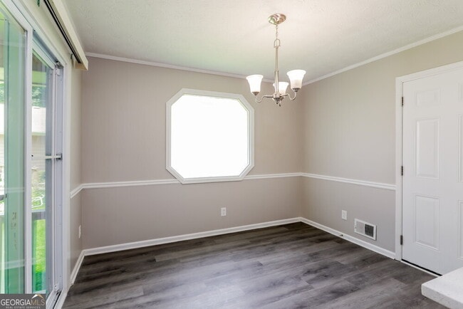 Building Photo - 5503 Springwood Ln