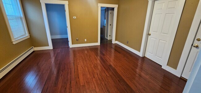 sala de estar - 70 Forest St